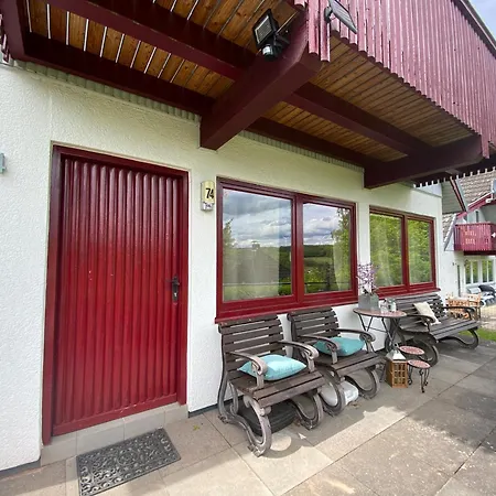 Neu! Haus Lola Holiday home *