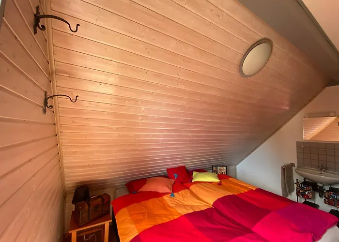 Neu! Haus Lola Casa de Férias *