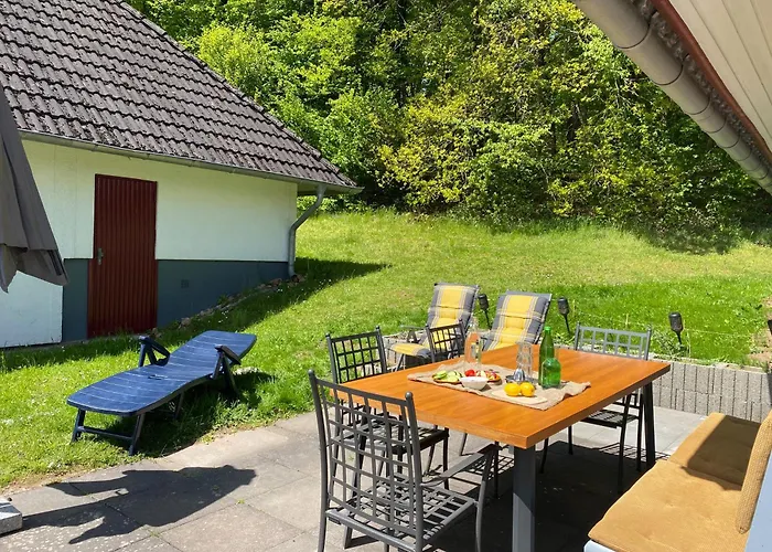 Neu! Haus Lola Casa de Férias